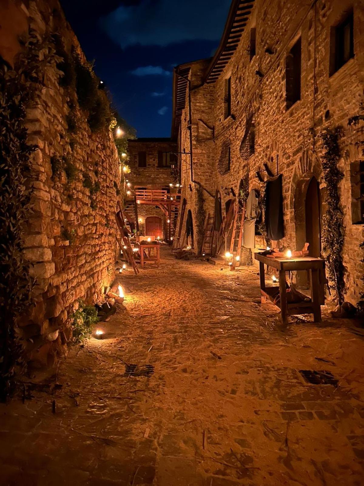 Monolocale L'Anfiteatro Romano Assisi Exteriér fotografie